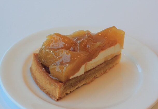 りんごのゴロゴロタルト